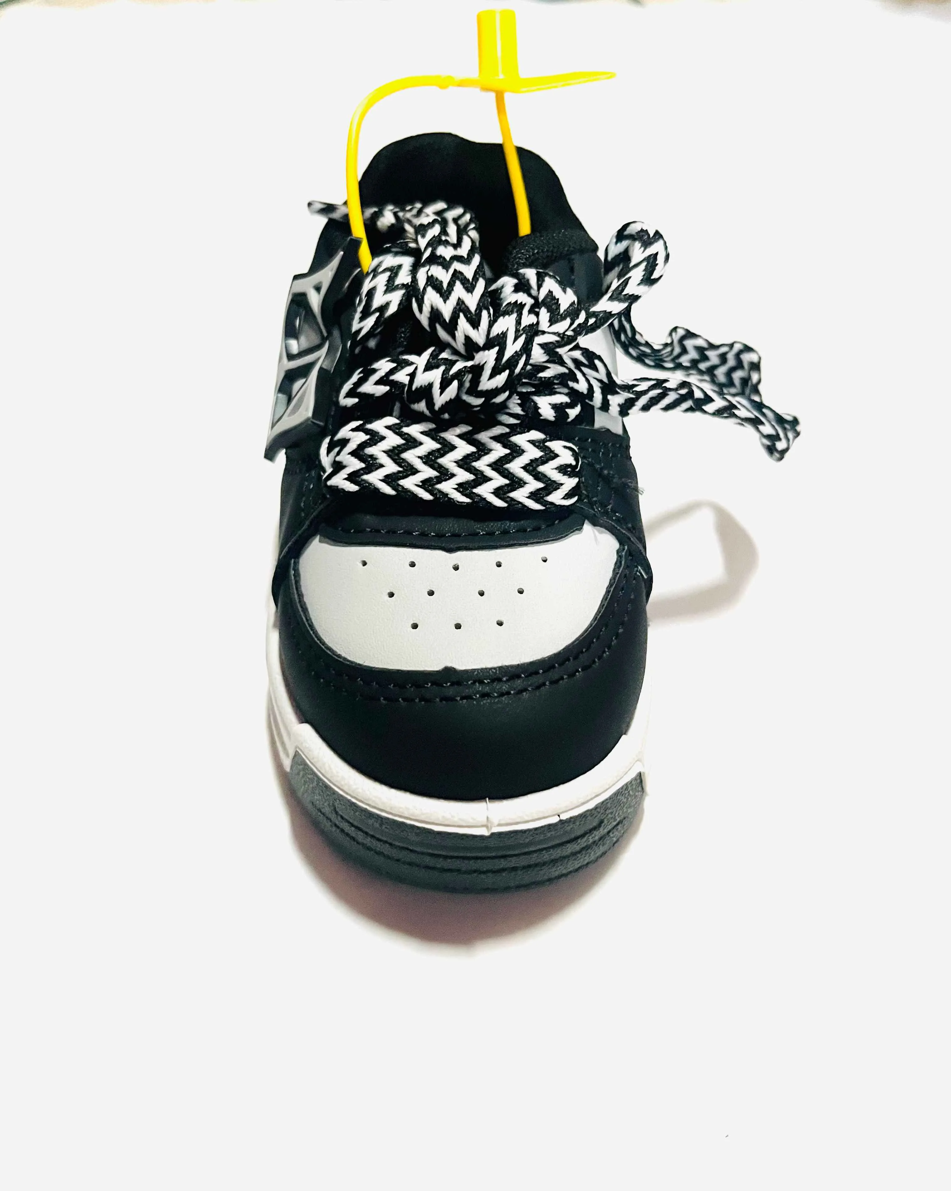 Low-Top Sneaker with Patterned Laces (Black & White)