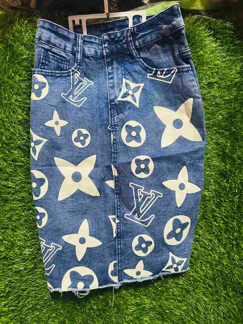 Girls' blue denim midi skirt with LV monogram all-over print